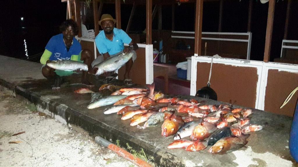 Hudhu Raakani Lodge Maldives Thinadhoo  Esterno foto